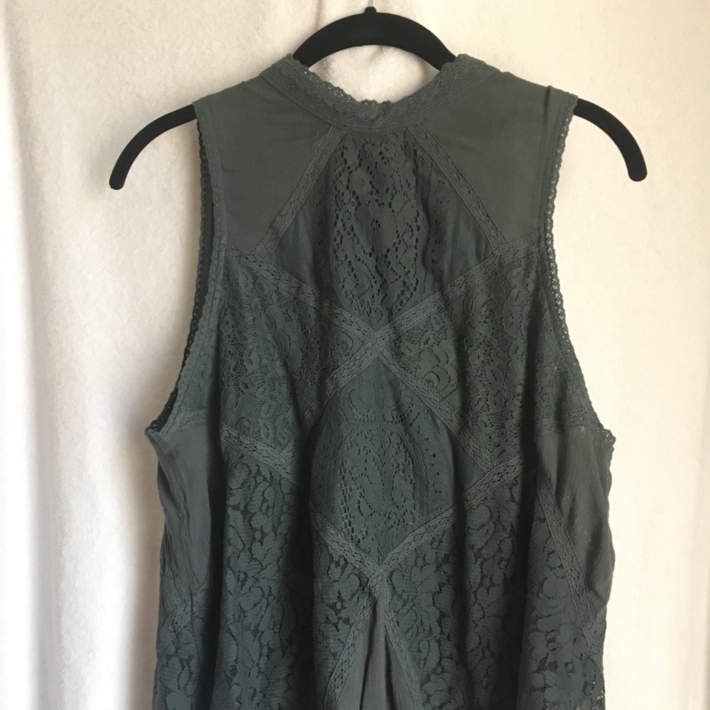 American Eagle tank top
